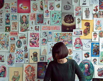 «Без комментариев»: жена юриста-хулигана из Приморья больше не общается с прессой